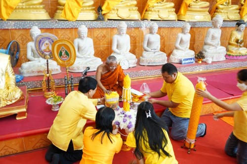 เทศบาลนครแม่สอดจัดกิจกรรมประเพณีแห่เทียนจำนำพรรษา ประจำปี พ.ศ. 2567