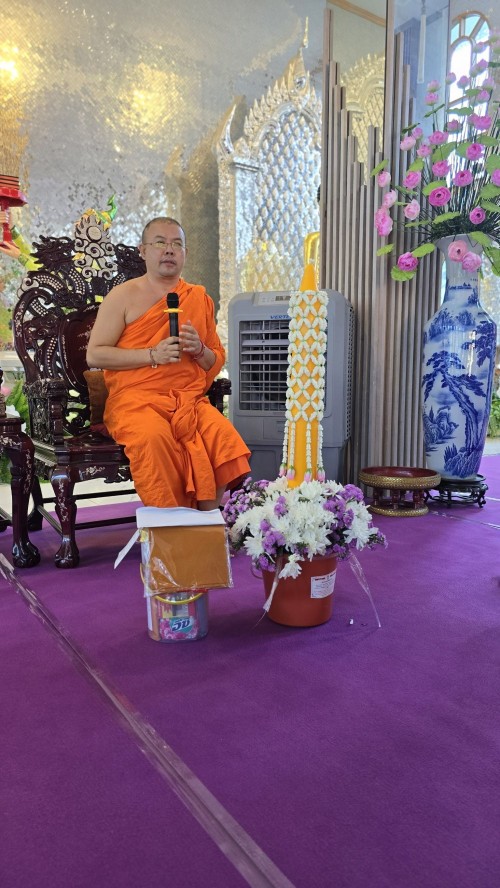 กองยุทธศาสตร์และงบประมาณ เข้าร่วมงานประเพณีแห่เทียนจำนำพรรษา ประจำปีงบประมาณ 2567