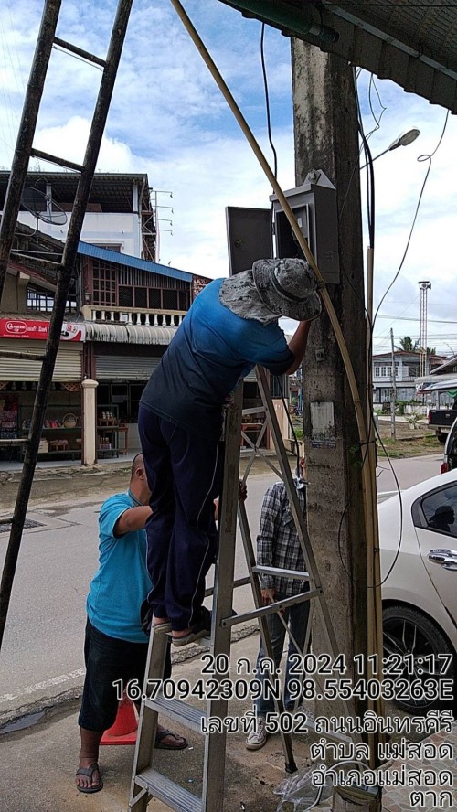 เจ้าหน้าที่กองยุทธศาสตร์และงบประมาณ ดำเนินการตามคำร้องขอซ่อมแซมเคเบิ้ลทีวี และขอใช้ข้อมูลจากกล้องวงจรปิด