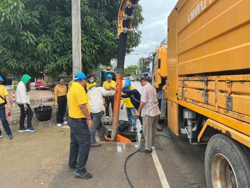 กองช่างสุขาภิบาลได้เข้าร่วมกิจกรรมจิตอาสาพัฒนาปรับปรุงภูมิทัศน์เฉลิมพระเกียรติ พระบาทสมเด็จพระเจ้าอยู่หัว เนื่องในโอกาสพระราชพิธีมหามงคลเฉลิมพระชนมพรรษา 6 รอบ 28 กรกฎาคม 2567