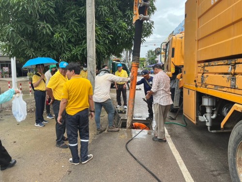กองช่างสุขาภิบาลได้เข้าร่วมกิจกรรมจิตอาสาพัฒนาปรับปรุงภูมิทัศน์เฉลิมพระเกียรติ พระบาทสมเด็จพระเจ้าอยู่หัว เนื่องในโอกาสพระราชพิธีมหามงคลเฉลิมพระชนมพรรษา 6 รอบ 28 กรกฎาคม 2567