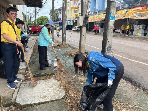 กองช่างสุขาภิบาลได้เข้าร่วมกิจกรรมจิตอาสาพัฒนาปรับปรุงภูมิทัศน์เฉลิมพระเกียรติ พระบาทสมเด็จพระเจ้าอยู่หัว เนื่องในโอกาสพระราชพิธีมหามงคลเฉลิมพระชนมพรรษา 6 รอบ 28 กรกฎาคม 2567