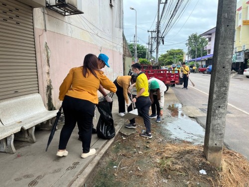 กองช่างสุขาภิบาลได้เข้าร่วมกิจกรรมจิตอาสาพัฒนาปรับปรุงภูมิทัศน์เฉลิมพระเกียรติ พระบาทสมเด็จพระเจ้าอยู่หัว เนื่องในโอกาสพระราชพิธีมหามงคลเฉลิมพระชนมพรรษา 6 รอบ 28 กรกฎาคม 2567