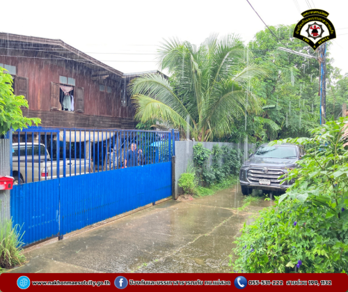 ดับเพลิงนครแม่สอด ออกดำเนินการช่วยเหลือประชาชนที่ได้รับผลกระทบจากอุทกภัยในเขตพื้นที่ ทน.แม่สอด