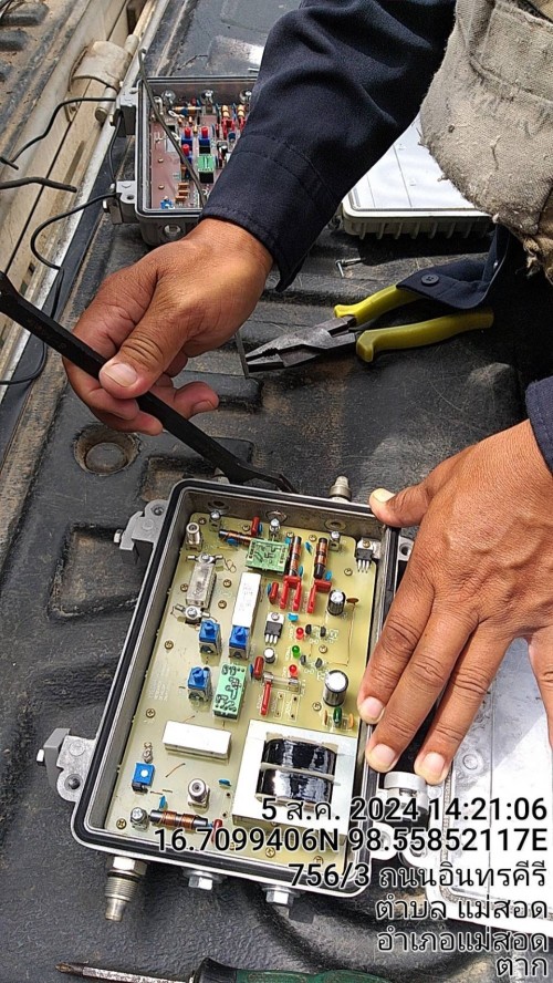 เจ้าหน้าที่กองยุทธศาสตร์และงบประมาณ ดำเนินการตามคำร้องขอ ติดตั้งและซ่อมแซมเคเบิ้ลทีวี เพื่อการศึกษาเทศบาลนครแม่สอด ระหว่างวันที่ 1 - 6 สิงหาคม 2567 