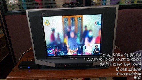 เจ้าหน้าที่กองยุทธศาสตร์และงบประมาณ ดำเนินการตามคำร้องขอตรวจสอบและซ่อมแซมเคเบิ้ลทีวี เพื่อการศึกษาเทศบาลนครแม่สอด ในวันที่ 8 สิงหาคม 2567