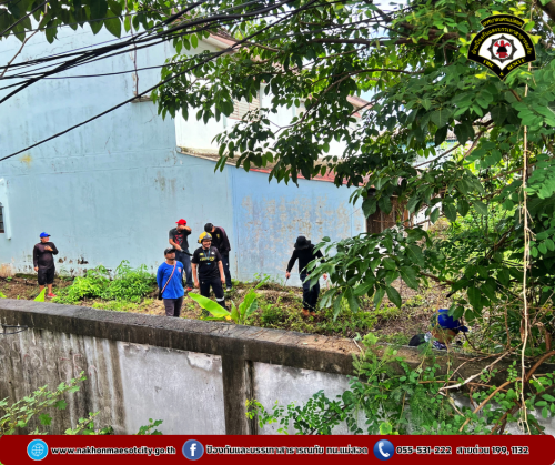 ดับเพลิงนครแม่สอด ออกดำเนินการตัดต้นไม้พาดผ่านสายไฟฟ้า บริเวณบ้านพักสำนักงานสรรพากร สาขาแม่สอด