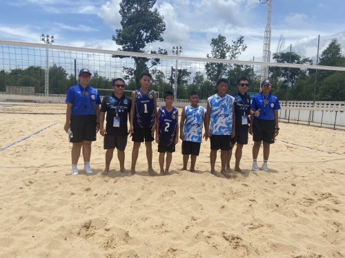 นายกเทศมนตรีนครแม่สอดพร้อมผู้บริหารร่วมให้กำลังใจนักเรียนในสังกัด โครงการจัดส่งนักกีฬาเข้าร่วมแข่งขันกีฬานักเรียนองค์กรปกครองส่วนท้องถิ่น ระดับประเทศ ณ จังหวัดร้อยเอ็ด