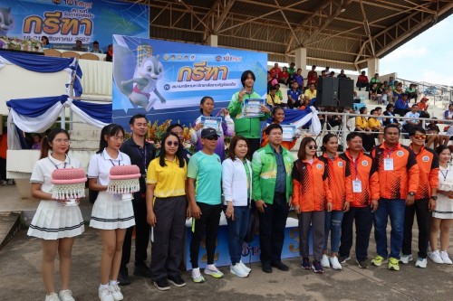 เทศบาลนครแม่สอดขอแสดงความยินดีกับคณะครูและนักเรียนที่คว้ารางวัลการแข่งขันกีฬานักเรียนองค์กรปกครองส่วนท้องถิ่นแห่งประเทศไทย รอบชิงชนะเลิศระดับประเทศ “หอโหวด 101 เกมส์” 