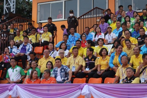 เทศบาลนครแม่สอดขอแสดงความยินดีกับคณะครูและนักเรียนที่คว้ารางวัลการแข่งขันกีฬานักเรียนองค์กรปกครองส่วนท้องถิ่นแห่งประเทศไทย รอบชิงชนะเลิศระดับประเทศ “หอโหวด 101 เกมส์” 