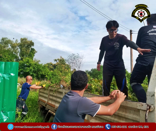 ดับเพลิงนครแม่สอด ร่วมกันทำความสะอาด ปรับปรุงภูมิทัศน์ บริเวณสถานีดับเพลิง นครแม่สอด