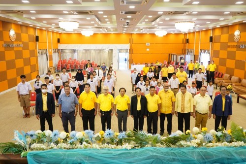 เทศบาลนครแม่สอดจัดกิจกรรมโครงการทุนการศึกษาสำหรับนักศึกษาและการให้ความช่วยเหลือนักเรียนในเขตเทศบาลนครแม่สอด ประจำปีงบประมาณ 2567