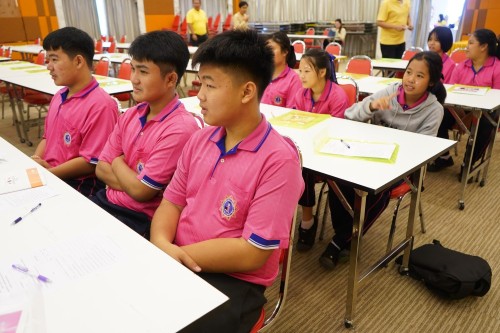 กองการศึกษาจัดโครงการฝึกอบรมเชิงปฏิบัติการเพื่อพัฒนาเด็กและเยาวชนให้มีคุณธรรม จริยธรรม และทักษะทางสังคม