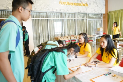 กองการศึกษาจัดโครงการฝึกอบรมเชิงปฏิบัติการเพื่อพัฒนาเด็กและเยาวชนให้มีคุณธรรม จริยธรรม และทักษะทางสังคม