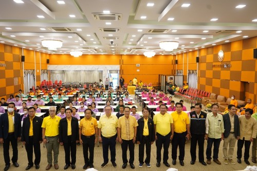 กองการศึกษาจัดโครงการฝึกอบรมเชิงปฏิบัติการเพื่อพัฒนาเด็กและเยาวชนให้มีคุณธรรม จริยธรรม และทักษะทางสังคม