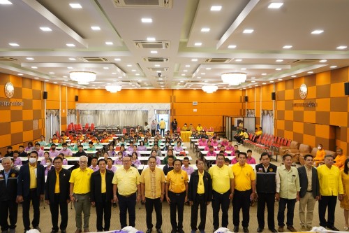 กองการศึกษาจัดโครงการฝึกอบรมเชิงปฏิบัติการเพื่อพัฒนาเด็กและเยาวชนให้มีคุณธรรม จริยธรรม และทักษะทางสังคม