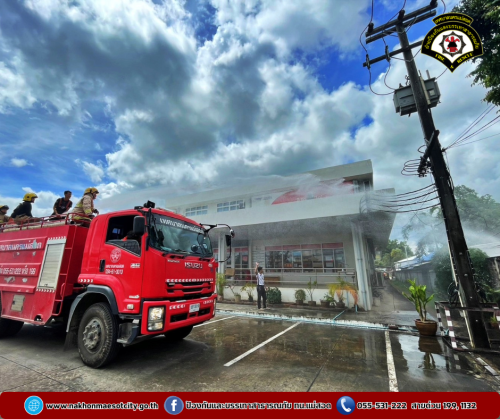 ดับเพลิงนครแม่สอด ออกระงับเหตุเพลิงไหม้สายไฟฟ้า สายสื่อสาร บริเวณไปรษณีย์ แม่สอด