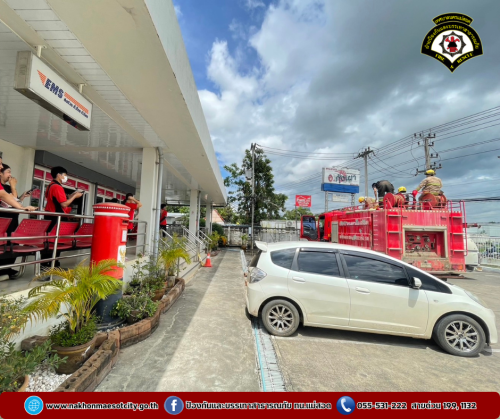 ดับเพลิงนครแม่สอด ออกระงับเหตุเพลิงไหม้สายไฟฟ้า สายสื่อสาร บริเวณไปรษณีย์ แม่สอด