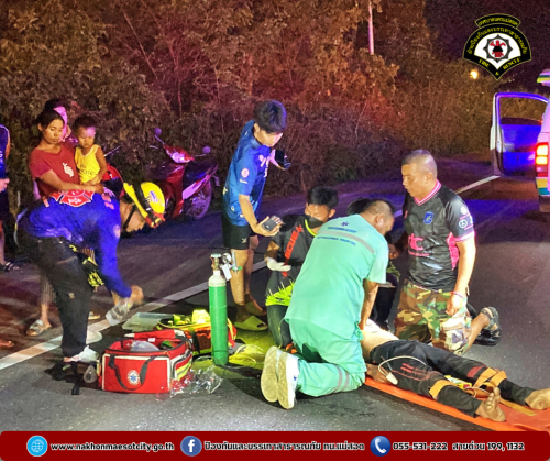 ดับเพลิงนครแม่สอด ออกดำเนินการช่วยเหลือประชาชน อุบัติเหตุทางถนน บริเวณใกล้เคียงอ่างเก็บน้ำห้วยลึก