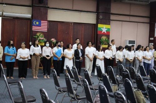 กองการเจ้าหน้าที่ จัดโครงการฝึกอบรมส่งเสริมคุณธรรมจริยธรรมบุคลากรในสังกัดเทศบาลนครแม่สอด 