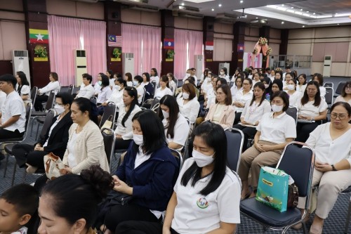 กองการเจ้าหน้าที่ จัดโครงการฝึกอบรมส่งเสริมคุณธรรมจริยธรรมบุคลากรในสังกัดเทศบาลนครแม่สอด 