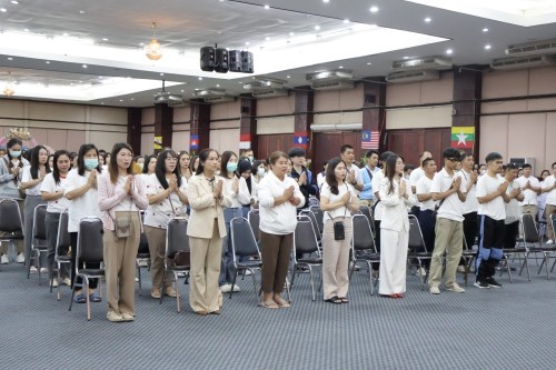 กองการเจ้าหน้าที่ จัดโครงการฝึกอบรมส่งเสริมคุณธรรมจริยธรรมบุคลากรในสังกัดเทศบาลนครแม่สอด 