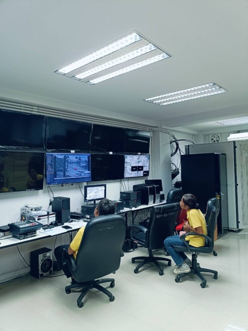 เจ้าหน้าที่กองยุทธศาสตร์และงบประมาณ ดำเนินการตามคำร้องขอติดตั้งซ่อมแซมเคเบิ้ลทีวี และขอใช้ข้อมูลจากกล้องวงจรปิด