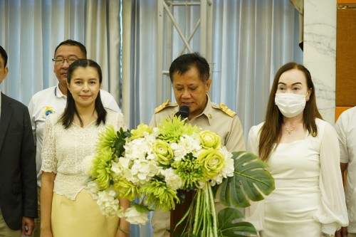 กองการเจ้าหน้าที่ จัดโครงการจัดงานยกย่องและเชิดชูเกียรติบุคลากรของเทศบาลนครแม่สอด ประจำปีงบประมาณ 2567