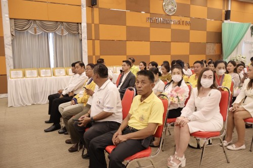 กองการเจ้าหน้าที่ จัดโครงการจัดงานยกย่องและเชิดชูเกียรติบุคลากรของเทศบาลนครแม่สอด ประจำปีงบประมาณ 2567