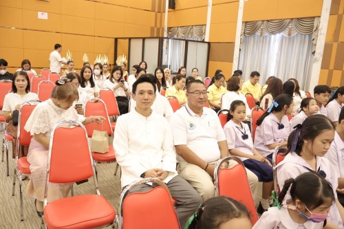 กองการเจ้าหน้าที่ จัดโครงการจัดงานยกย่องและเชิดชูเกียรติบุคลากรของเทศบาลนครแม่สอด ประจำปีงบประมาณ 2567