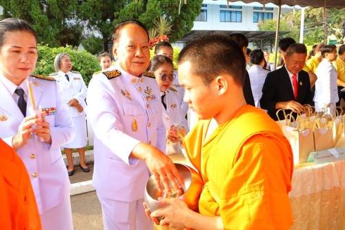 กองการเจ้าหน้าที่ ร่วมถวายพวงมาลาเนื่องในวันคล้ายวันสวรรคตของพระบาทสมเด็จพระปรมินทรมหาภูมิพลอดุลยเดชบรมมนาถบพิตร 13 ตุลาคม 2567