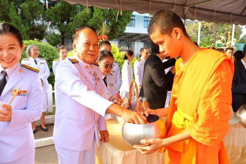 กองการเจ้าหน้าที่ ร่วมถวายพวงมาลาเนื่องในวันคล้ายวันสวรรคตของพระบาทสมเด็จพระปรมินทรมหาภูมิพลอดุลยเดชบรมมนาถบพิตร 13 ตุลาคม 2567