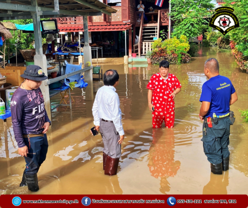 ดับเพลิงนครแม่สอด ลงพื้นที่สำรวจประชาชนที่ได้รับผลกระทบจากอุทกภัยในเขตพื้นที่ ทน.แม่สอด