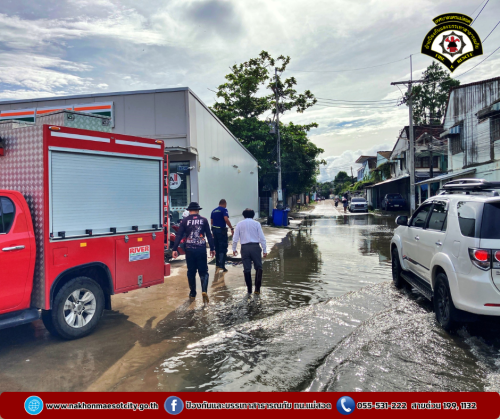ดับเพลิงนครแม่สอด ลงพื้นที่สำรวจประชาชนที่ได้รับผลกระทบจากอุทกภัยในเขตพื้นที่ ทน.แม่สอด