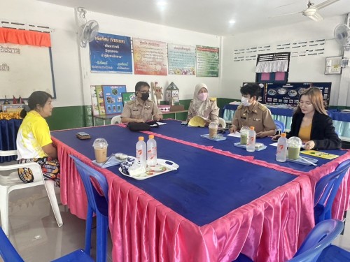 หน่วยศึกษานิเทศก์ติดตามการดำเนินงานตามแบบประกันคุณภาพภายในศูนย์พัฒนาเด็กเล็กสังกัดกองการศึกษา เทศบาลนครแม่สอด