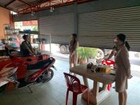 ลงพื้นที่เยี่ยมบ้านเพิ่มเติมในชุมชนบ้านเหนือฯเพื่อประกอบการให้ความช่วยเหลือในโครงการช่วยเหลือผู้ประสบภาวะยากลำบาก