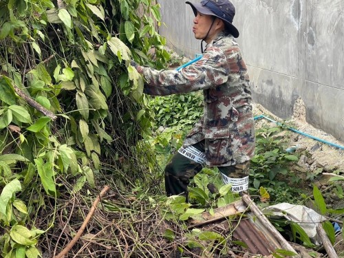 ลงพื้นที่ดำเนินกิจกรรม“คุณนะทำ”ด้วยการปรับสภาพแวดล้อมบริเวณที่ิยู่อาศัยแก่คนพิการที่มีภาวะต้องได้รับการฟื้นฟู ชุมชนสองแควสอง