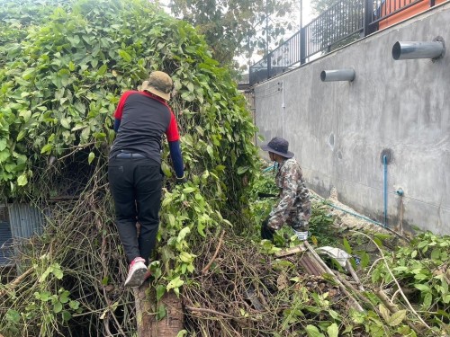 ลงพื้นที่ดำเนินกิจกรรม“คุณนะทำ”ด้วยการปรับสภาพแวดล้อมบริเวณที่ิยู่อาศัยแก่คนพิการที่มีภาวะต้องได้รับการฟื้นฟู ชุมชนสองแควสอง