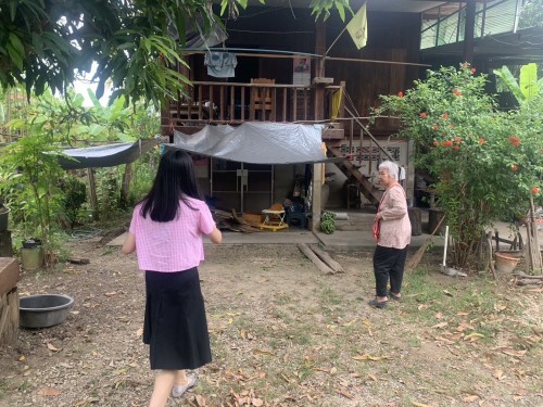 ลงพื้นที่เยี่ยมผู้สูงอายุผู้มีอายุครบ 100 ปีขึ้นไปและนัดหมายเพื่อดำเนินการมอบเกียรติบัตรให้แก่ผู้สูงอายุที่มีอายุครบ 100 ปีขึ้นไปจำนวน 4 ราย ในวันที่ 11 พ.ย.2567 ณ บ้านผู้สูงอายุ