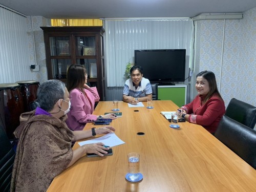 ประชุมหารือแนวทางการทำงานร่วมกันระหว่างการทำงาน และการดำเนินงานของแต่ละฝ่าย เพื่อกำหนดแนวทางการทำงานอย่างมีประสิทธิภาพและประสิทธิผล การพัฒนาการทำงานให้ดียิ่งขึ้น