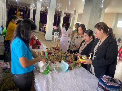 เข้าร่วมการประชุมสภากาแฟสัญจร ของกลุ่มพัฒนาสตรี ครั้งที่ 7 เพื่อพบปะแลขับเคลื่อนงานของกลุ่มพัฒนาสตรีเทศบาลนครแม่สอด ณ วัดดอนไชย