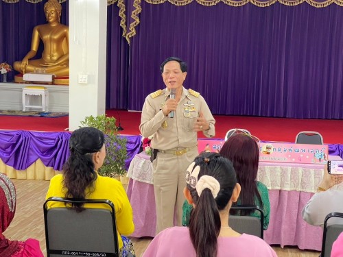 เข้าร่วมการประชุมสภากาแฟสัญจร ของกลุ่มพัฒนาสตรี ครั้งที่ 7 เพื่อพบปะแลขับเคลื่อนงานของกลุ่มพัฒนาสตรีเทศบาลนครแม่สอด ณ วัดดอนไชย