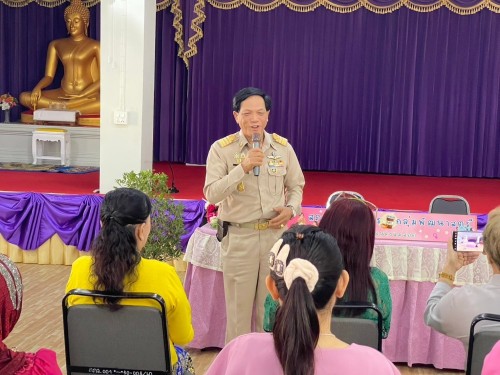 เข้าร่วมการประชุมสภากาแฟสัญจร ของกลุ่มพัฒนาสตรี ครั้งที่ 7 เพื่อพบปะแลขับเคลื่อนงานของกลุ่มพัฒนาสตรีเทศบาลนครแม่สอด ณ วัดดอนไชย
