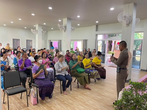 เข้าร่วมการประชุมสภากาแฟสัญจร ของกลุ่มพัฒนาสตรี ครั้งที่ 7 เพื่อพบปะแลขับเคลื่อนงานของกลุ่มพัฒนาสตรีเทศบาลนครแม่สอด ณ วัดดอนไชย