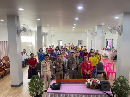 เข้าร่วมการประชุมสภากาแฟสัญจร ของกลุ่มพัฒนาสตรี ครั้งที่ 7 เพื่อพบปะแลขับเคลื่อนงานของกลุ่มพัฒนาสตรีเทศบาลนครแม่สอด ณ วัดดอนไชย