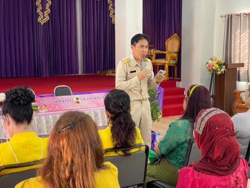 เข้าร่วมการประชุมสภากาแฟสัญจร ของกลุ่มพัฒนาสตรี ครั้งที่ 7 เพื่อพบปะแลขับเคลื่อนงานของกลุ่มพัฒนาสตรีเทศบาลนครแม่สอด ณ วัดดอนไชย