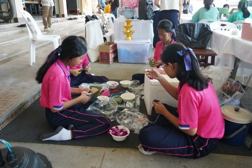 เทศบาลนครแม่สอด จัดกิจกรรมการประกวดกระทงประเภทสวยงาม เนื่องในโอกาสวันลอยกระทง ประจำปี พ.ศ. 2567