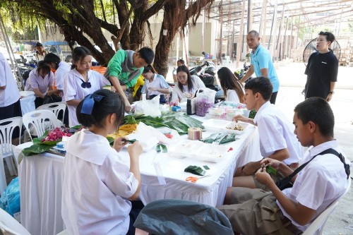 เทศบาลนครแม่สอด จัดกิจกรรมการประกวดกระทงประเภทสวยงาม เนื่องในโอกาสวันลอยกระทง ประจำปี พ.ศ. 2567