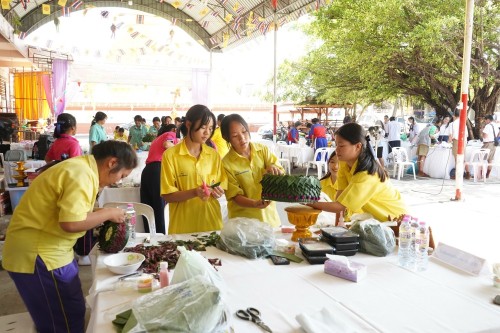 เทศบาลนครแม่สอด จัดกิจกรรมการประกวดกระทงประเภทสวยงาม เนื่องในโอกาสวันลอยกระทง ประจำปี พ.ศ. 2567