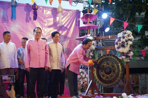 เทศบาลนครแม่สอด จัดกิจกรรมการประกวดหนูน้อยนพมาศนครแม่สอด เนื่องในโอกาสวันลอยกระทง ประจำปี พ.ศ. 2567